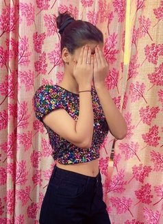 Rachna - escort in New Delhi Photo 3 of 6