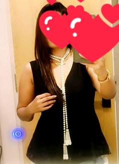 Meera - escort in Siliguri Photo 2 of 5