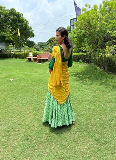 Meera Miss for Online Sessions - Transsexual escort in Mumbai Photo 9 of 13