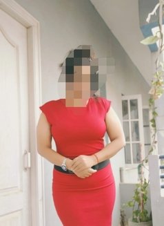 Meera Patil - escort in Bangalore Photo 5 of 8