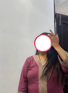 Meera - read profile before DM - escort in New Delhi Photo 4 of 4