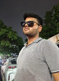 Delhi/noida - male escorts(PlayBoy) - Male escort in Noida Photo 1 of 2