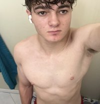 Meet 18 Year Old Keiran Woods - Acompañantes masculino in Tokyo