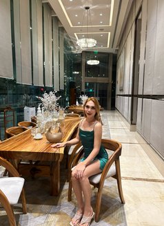 Meet and Cam Show seductive magdalena - Transsexual escort in Manila Photo 8 of 10