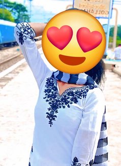 Meet and Came Shwo - escort in Bangalore Photo 1 of 2