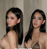 MEET AND CAMSHOW - Transsexual escort in Makati City