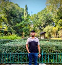 Meet and Relax Expert - Male escort in Mumbai