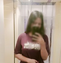 Meet available (cam session) - puta in Pune