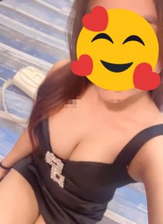 Meet & Cam - escort in Kolkata Photo 1 of 7
