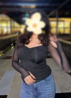 Meet & cam indipendent (GFE & PSE) - escort in Hyderabad Photo 1 of 4
