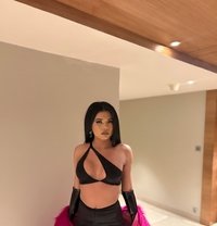 Neeru - Transsexual escort in New Delhi