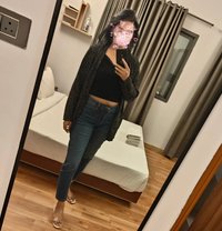 (meet & cam show)sex chat - puta in Hyderabad Photo 4 of 5