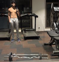 Meet - Male escort in Mumbai