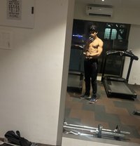 Meet - Male escort in Mumbai