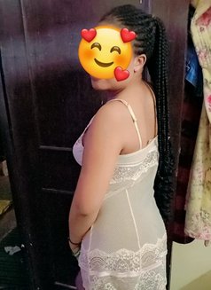 Meet juicy Malaika/sweet Deepthroat - escort in New Delhi Photo 4 of 6