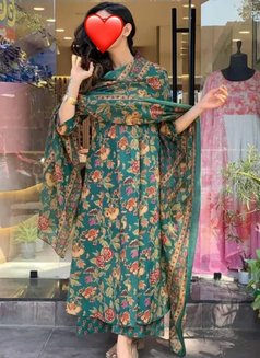 Meet New Independent Ishita Garg - escort in Hyderabad Photo 1 of 4