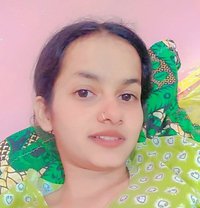meet or cum avilable - escort in Indore