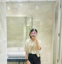 meet or cum avilable - puta in Hyderabad Photo 2 of 3