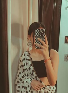 meet or cum avilable - puta in Indore Photo 7 of 7