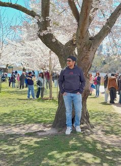 Meet Patel - masseur in Toronto Photo 1 of 1