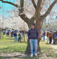 Meet Patel - masseur in Toronto