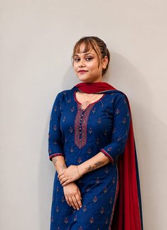Meet Risha Whatsapp Me to Book Her - puta in Bangalore Photo 1 of 5