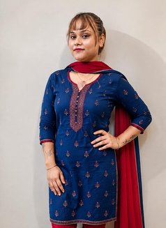 Meet Risha Whatsapp Me to Book Her - puta in Bangalore Photo 3 of 5