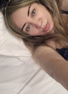 Meet Russian Lady - puta in Al Manama Photo 4 of 4