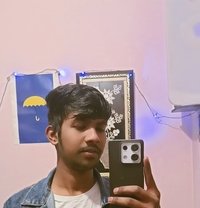 Meet With Krrish - Acompañantes masculino in Gurgaon