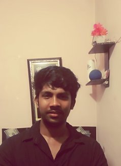 Meet With Krrish - Male escort in Gurgaon Photo 5 of 9
