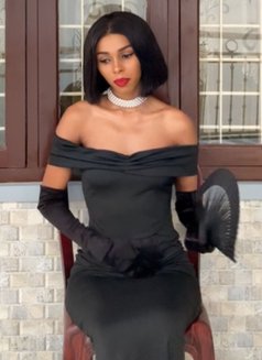 Kiki, - escort in Kochi Photo 6 of 7