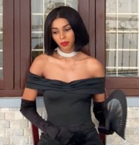 Meet Young South African Model - escort in Kochi Photo 6 of 7