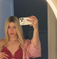 MeetMelania - Transsexual escort in Monaco
