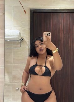 Megan - escort in Rabat Photo 4 of 5