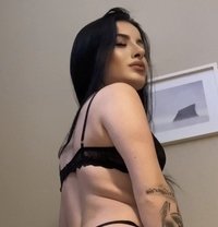 Megan - escort in Dubai