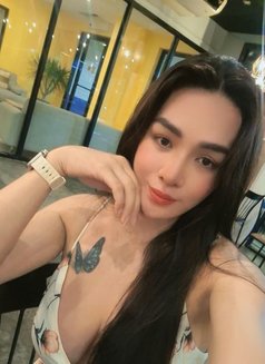 Megan - Transsexual escort in Taipei Photo 2 of 22