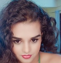 Megan - Transsexual escort in Bangalore Photo 1 of 16