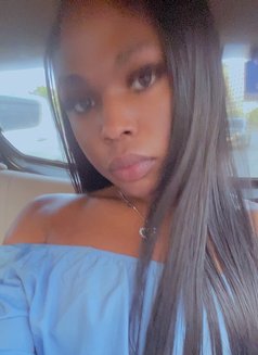 Megan - Transsexual escort in Nairobi Photo 5 of 16