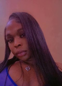 Megan - Transsexual escort in Nairobi Photo 6 of 16