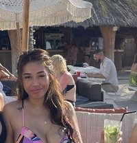Megan sexy independent girl - escort in Bali