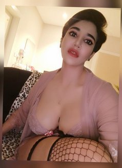 Massage VIP1 - puta in Riyadh Photo 5 of 6