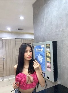 Megan Barcelona is arrive ! - Transsexual escort in Taipei Photo 6 of 22