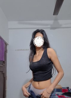 Megha, 23 yrs., Delhi, Incall & Cam fun - puta in New Delhi Photo 3 of 4