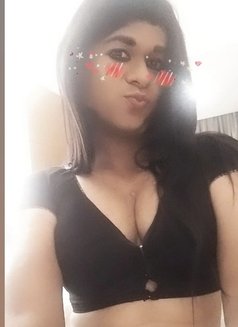 Megha Ashok - Acompañantes transexual in Bangalore Photo 5 of 11