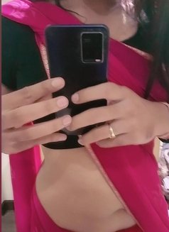 Megha Ashok - Acompañantes transexual in Bangalore Photo 9 of 11