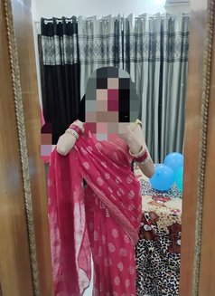 Megha Independent Services - escort in New Delhi Photo 2 of 4