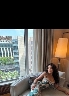 Meghan - puta in Bangalore Photo 5 of 7