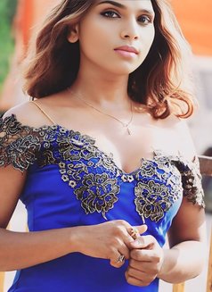 Meghanamature7 - Transsexual escort in Hyderabad Photo 5 of 6