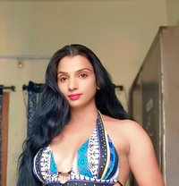 Meghanamature7 - Acompañantes transexual in Hyderabad Photo 9 of 9