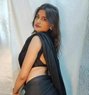Meghna - puta in Noida Photo 1 of 2